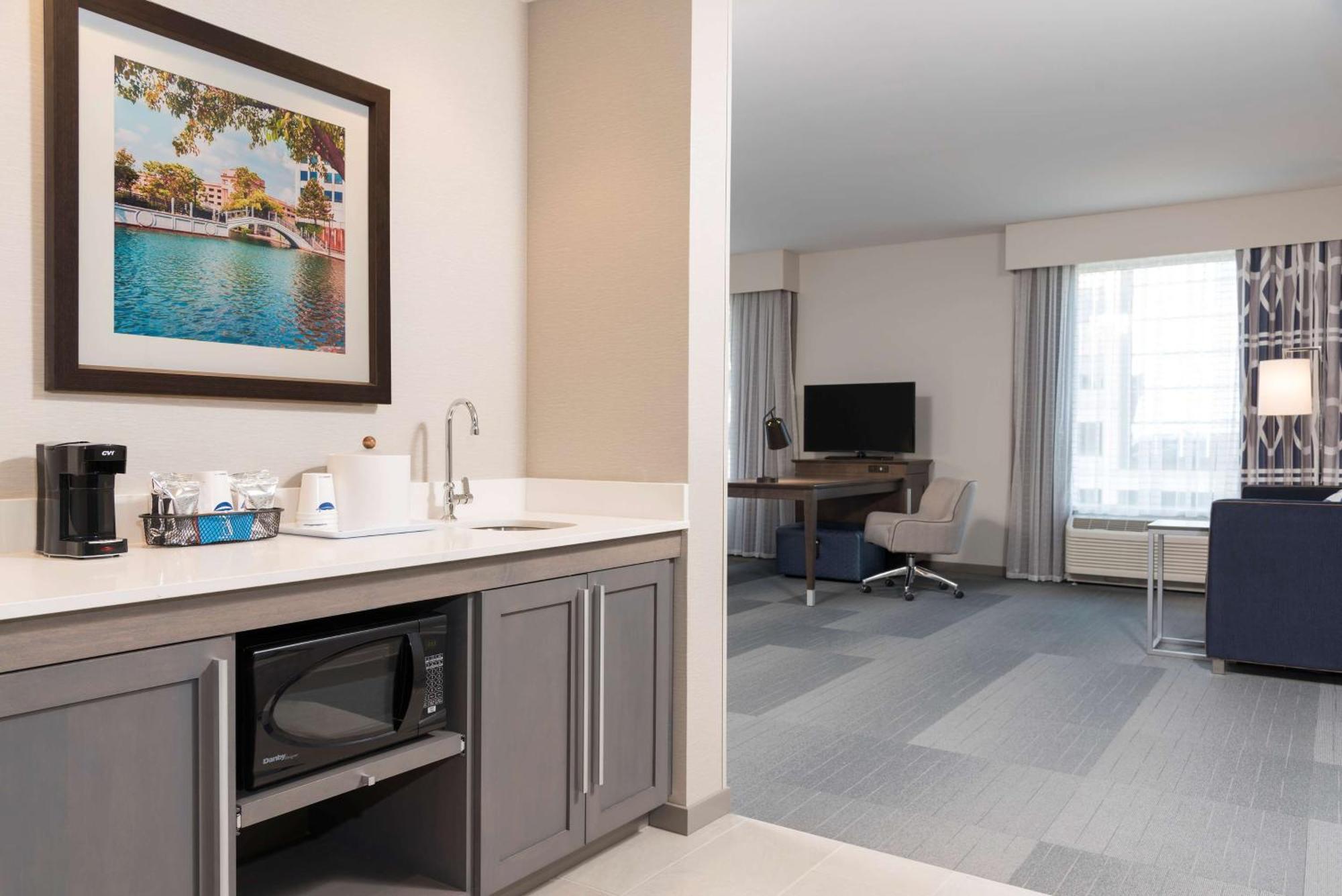 Hampton Inn & Suites Indianapolis-Keystone, In Exteriér fotografie